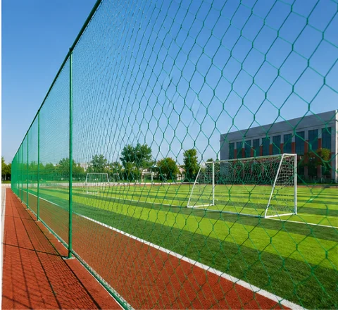 Installation professionnelle de filets pour terrains sportifs
